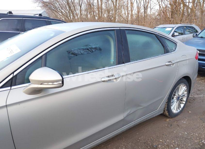 Photo 15 of 2016 Ford Fusion SE (VIN 3FA6P0H9XGR191936)