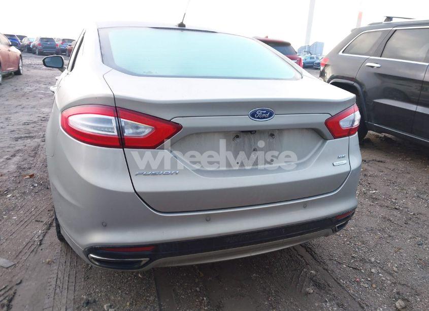 Photo 17 of 2016 Ford Fusion SE (VIN 3FA6P0H9XGR191936)