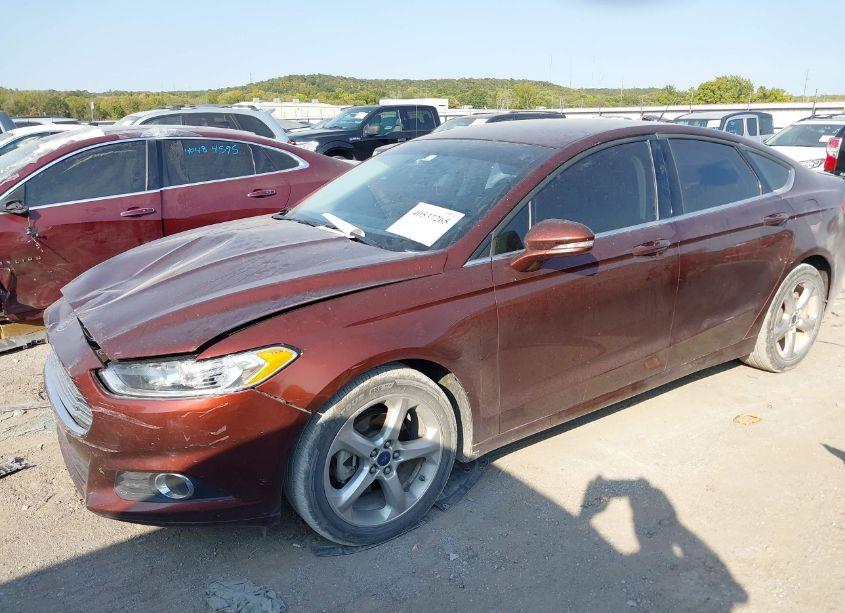 Photo 2 of 2016 Ford Fusion SE (VIN 3FA6P0H9XGR279577)