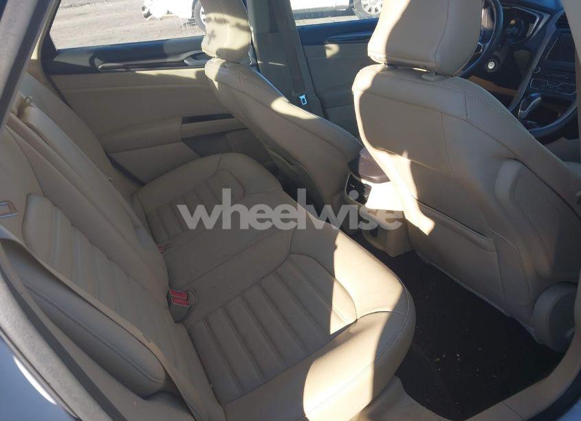 Photo 8 of 2016 Ford Fusion SE (VIN 3FA6P0H9XGR296248)