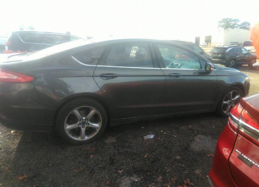 Photo 13 of 2016 Ford Fusion SE (VIN 3FA6P0H9XGR333430)