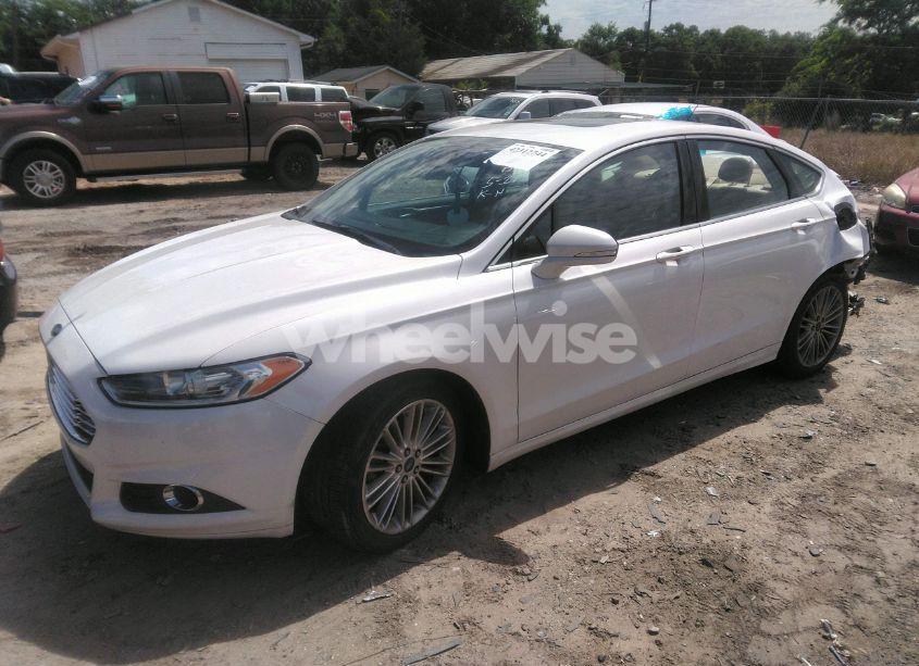 Photo 2 of 2016 Ford Fusion SE (VIN 3FA6P0H9XGR363785)