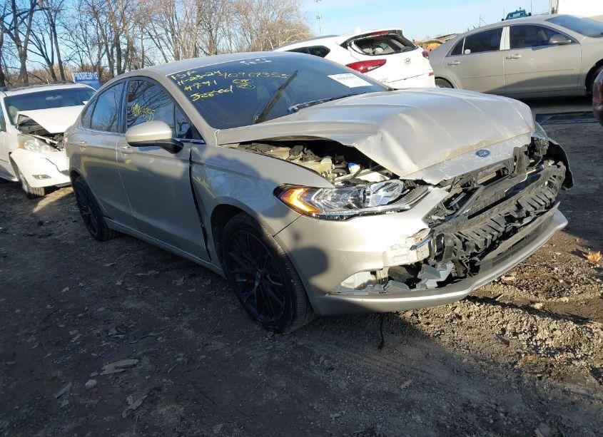 2017 Ford Fusion SE (VIN 3FA6P0H9XHR154791) main photo