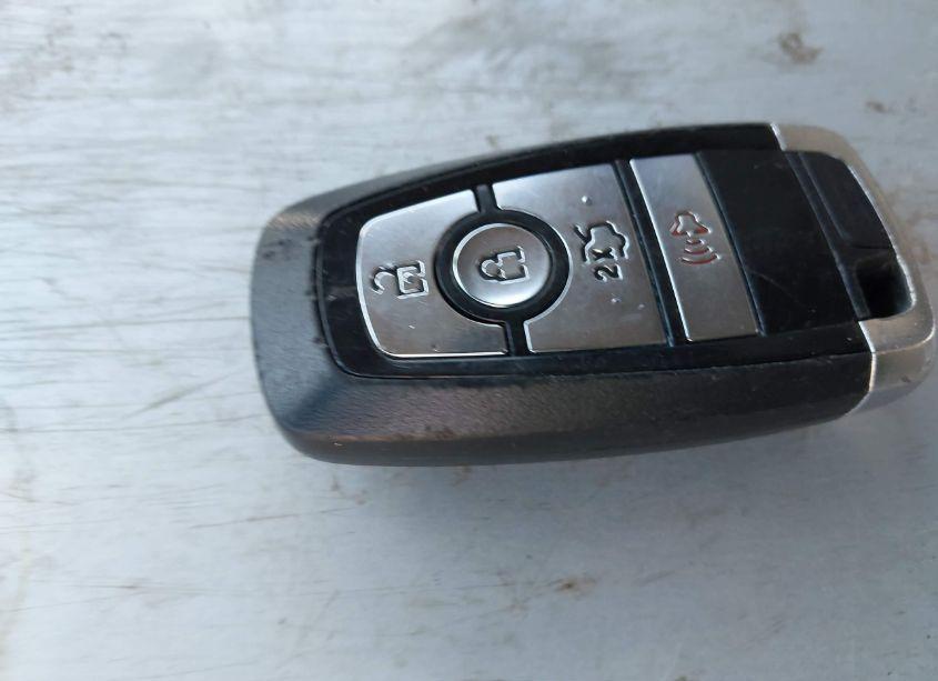 Photo 11 of 2017 Ford Fusion SE (VIN 3FA6P0H9XHR154791)