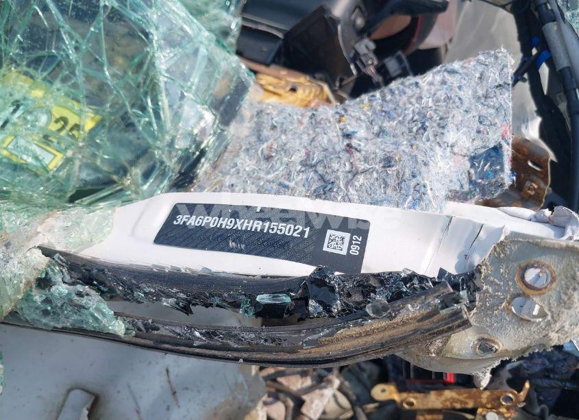 Photo 9 of 2017 Ford Fusion SE (VIN 3FA6P0H9XHR155021)