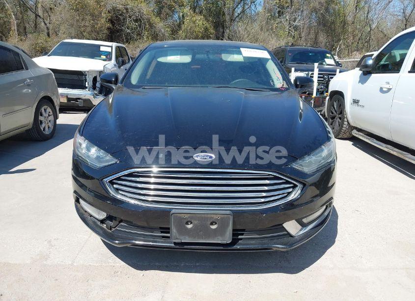 Photo 12 of 2017 Ford Fusion SE (VIN 3FA6P0H9XHR253790)