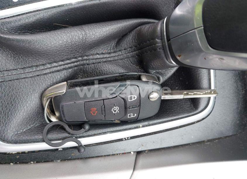 Photo 11 of 2014 Ford Fusion SE (VIN 3FA6P0HD0ER110783)