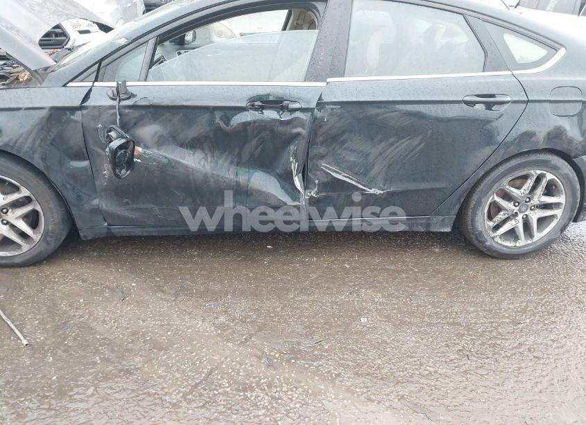 Photo 6 of 2014 Ford Fusion SE (VIN 3FA6P0HD0ER154489)