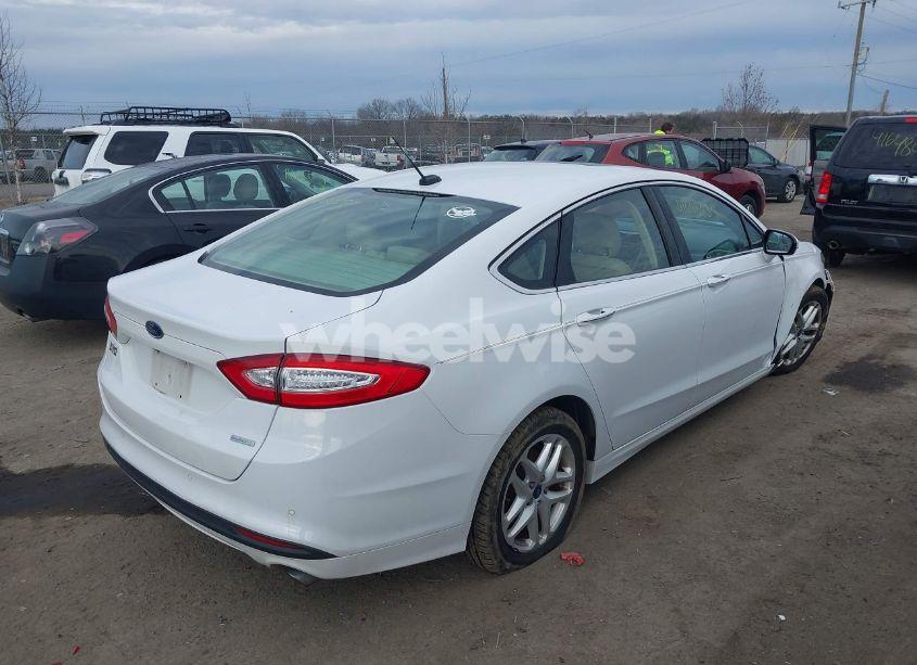 Photo 4 of 2014 Ford Fusion SE (VIN 3FA6P0HD0ER155254)