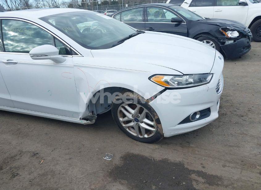 Photo 6 of 2014 Ford Fusion SE (VIN 3FA6P0HD0ER155254)