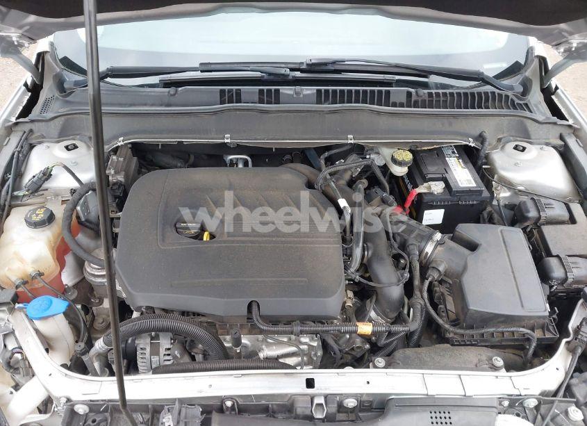 Photo 10 of 2014 Ford Fusion SE (VIN 3FA6P0HD0ER173348)