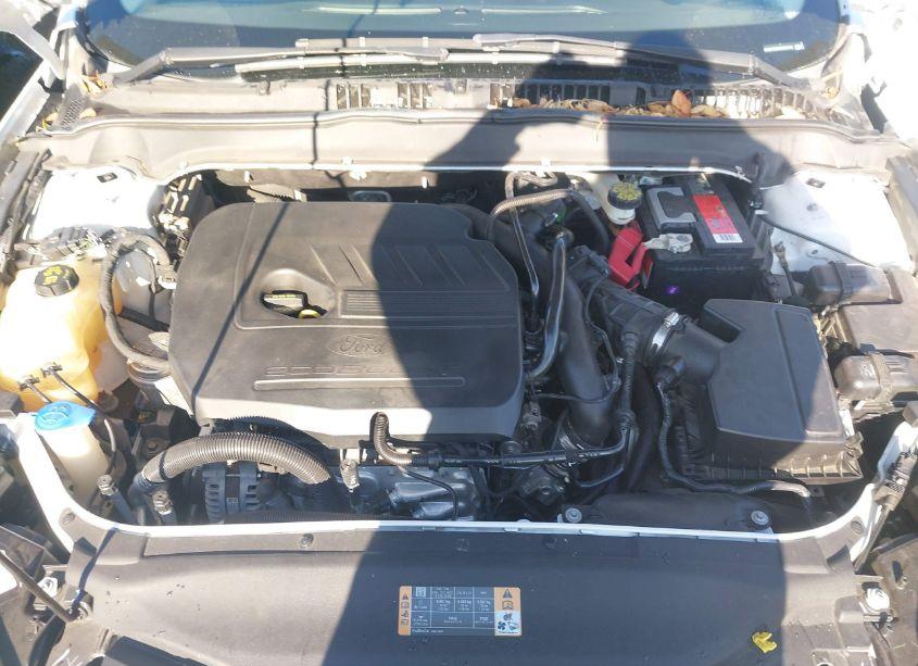 Photo 9 of 2014 Ford Fusion SE (VIN 3FA6P0HD0ER203335)