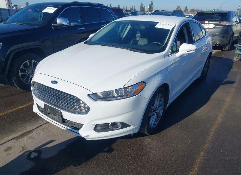 Photo 2 of 2014 Ford Fusion SE (VIN 3FA6P0HD0ER203335)