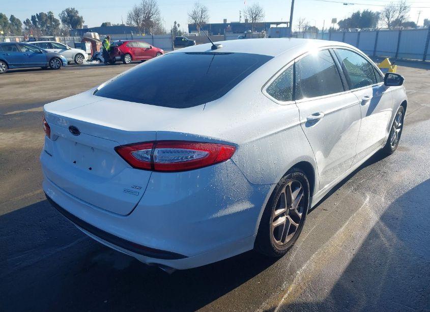 Photo 3 of 2014 Ford Fusion SE (VIN 3FA6P0HD0ER203335)