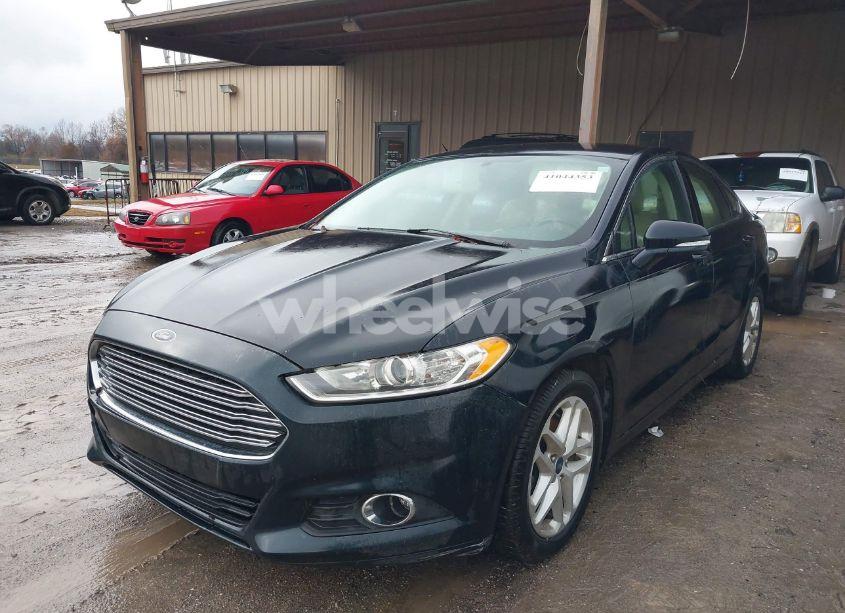 Photo 2 of 2014 Ford Fusion SE (VIN 3FA6P0HD0ER210432)