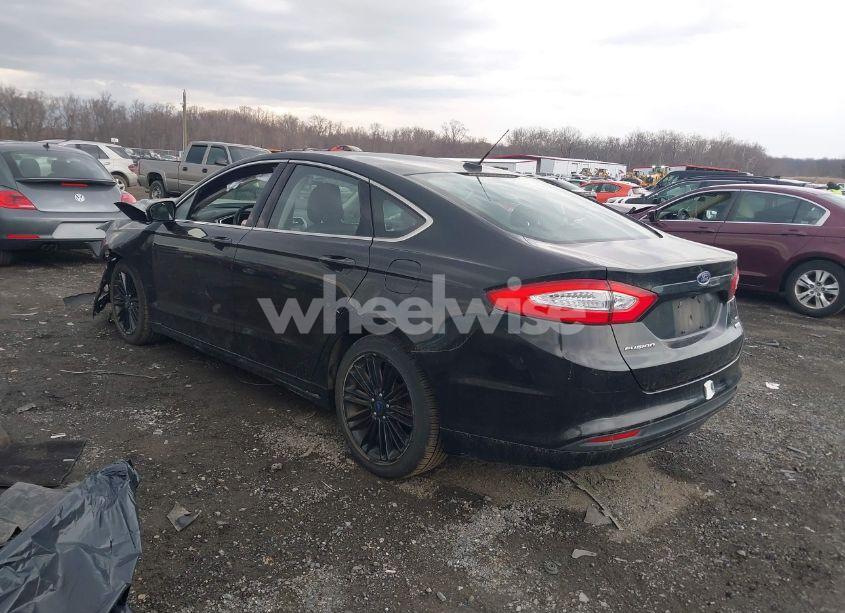 Photo 3 of 2014 Ford Fusion SE (VIN 3FA6P0HD0ER224976)