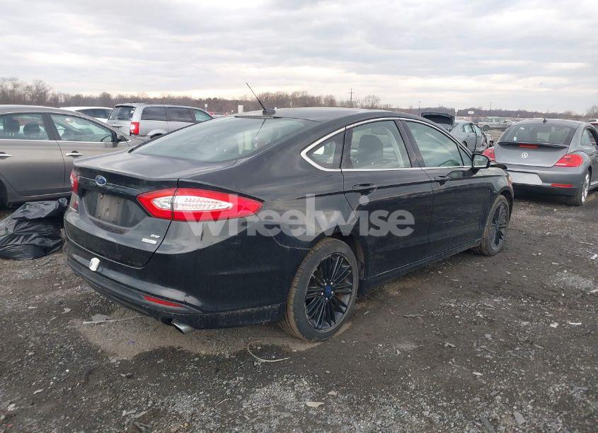 Photo 4 of 2014 Ford Fusion SE (VIN 3FA6P0HD0ER224976)
