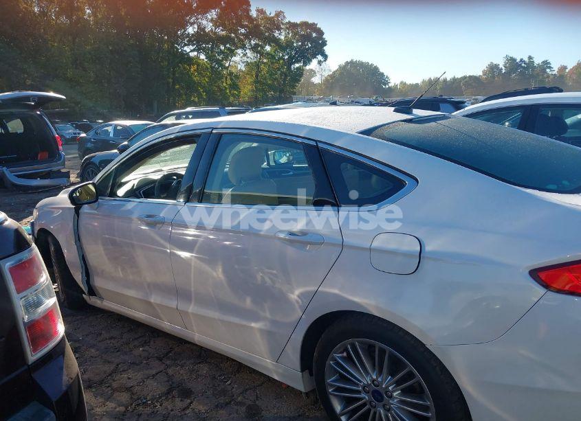 Photo 14 of 2014 Ford Fusion SE (VIN 3FA6P0HD0ER233676)