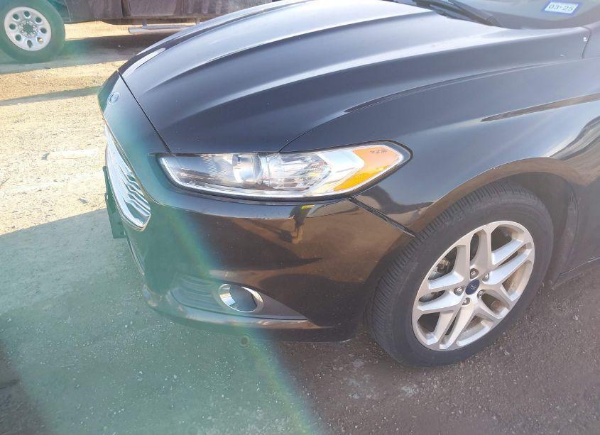 Photo 6 of 2014 Ford Fusion SE (VIN 3FA6P0HD0ER268153)