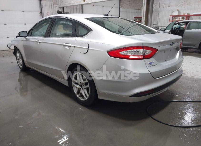 Photo 3 of 2014 Ford Fusion SE (VIN 3FA6P0HD0ER311437)