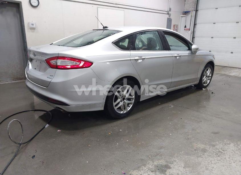 Photo 4 of 2014 Ford Fusion SE (VIN 3FA6P0HD0ER311437)