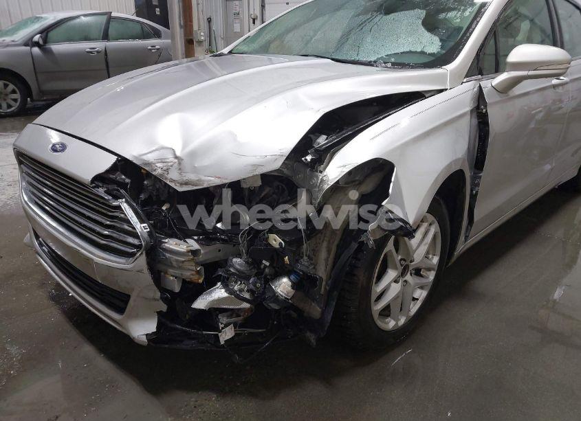 Photo 6 of 2014 Ford Fusion SE (VIN 3FA6P0HD0ER311437)