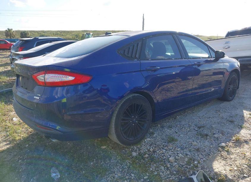 Photo 4 of 2014 Ford Fusion SE (VIN 3FA6P0HD0ER386977)