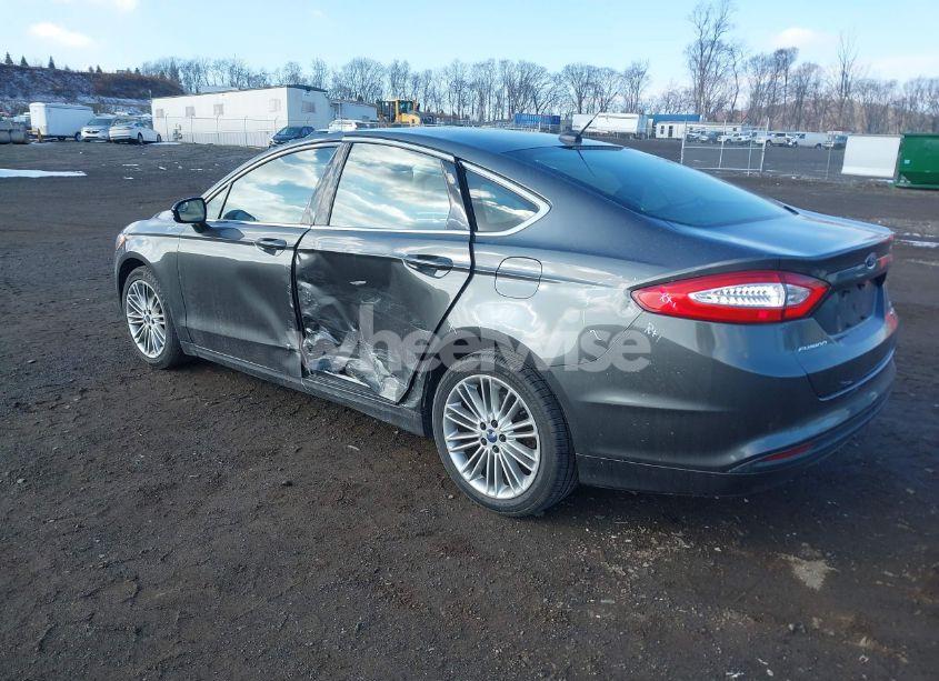 Photo 3 of 2015 Ford Fusion SE (VIN 3FA6P0HD0FR108467)