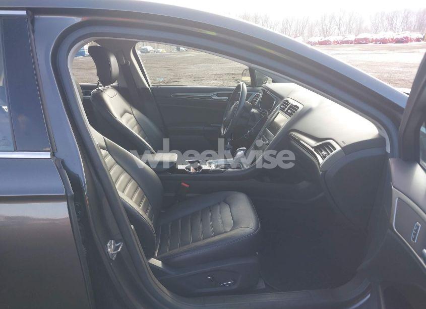 Photo 5 of 2015 Ford Fusion SE (VIN 3FA6P0HD0FR108467)