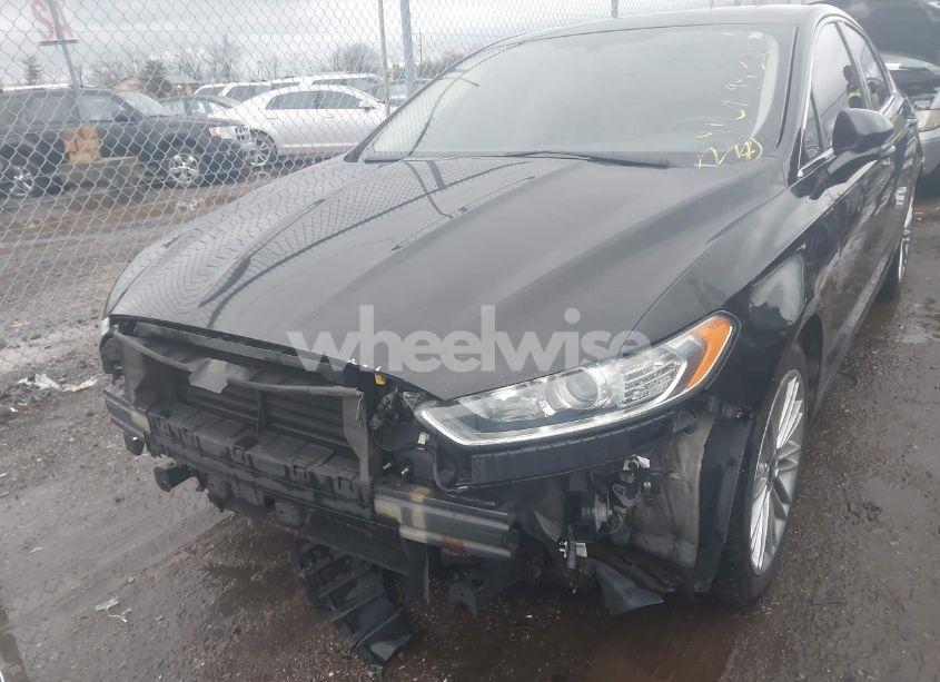 Photo 6 of 2015 Ford Fusion SE (VIN 3FA6P0HD0FR212330)