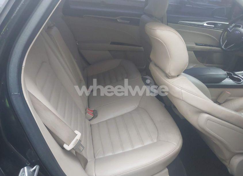 Photo 8 of 2015 Ford Fusion SE (VIN 3FA6P0HD0FR212330)