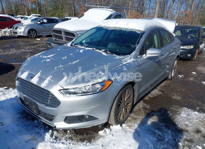 Photo 2 of 2015 Ford Fusion SE (VIN 3FA6P0HD0FR217270)