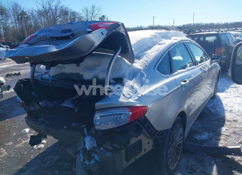 Photo 4 of 2015 Ford Fusion SE (VIN 3FA6P0HD0FR217270)