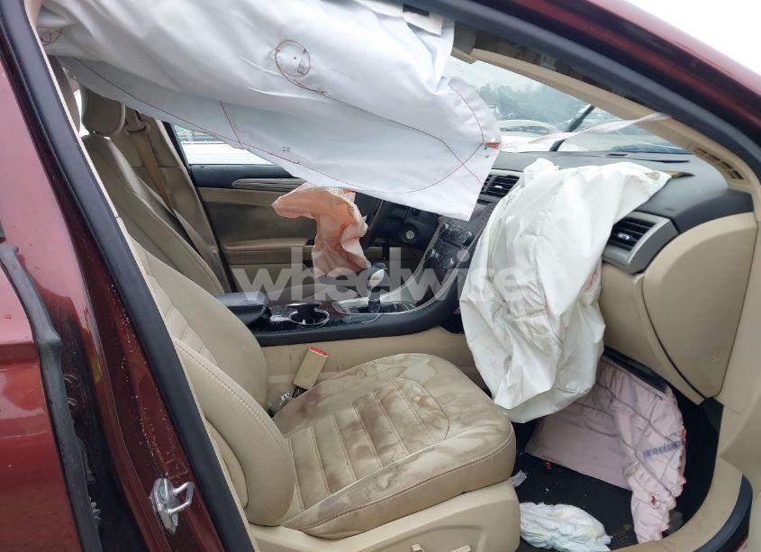 Photo 5 of 2015 Ford Fusion SE (VIN 3FA6P0HD0FR217494)