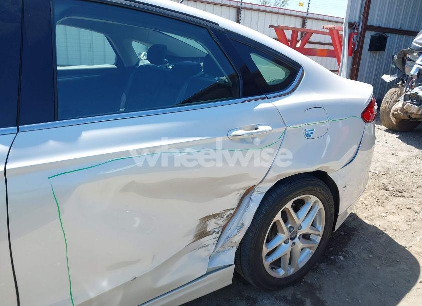 Photo 12 of 2015 Ford Fusion SE (VIN 3FA6P0HD0FR279056)