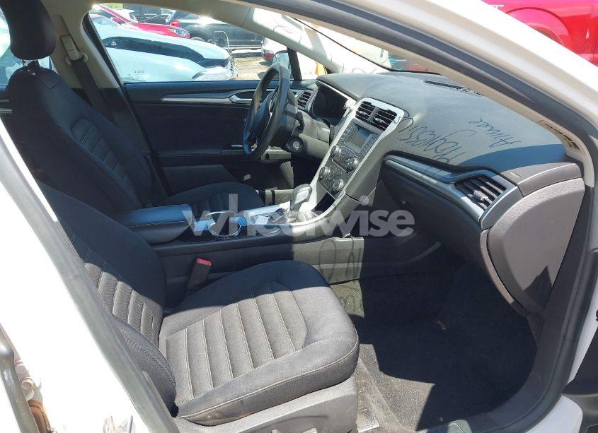 Photo 5 of 2015 Ford Fusion SE (VIN 3FA6P0HD0FR279056)