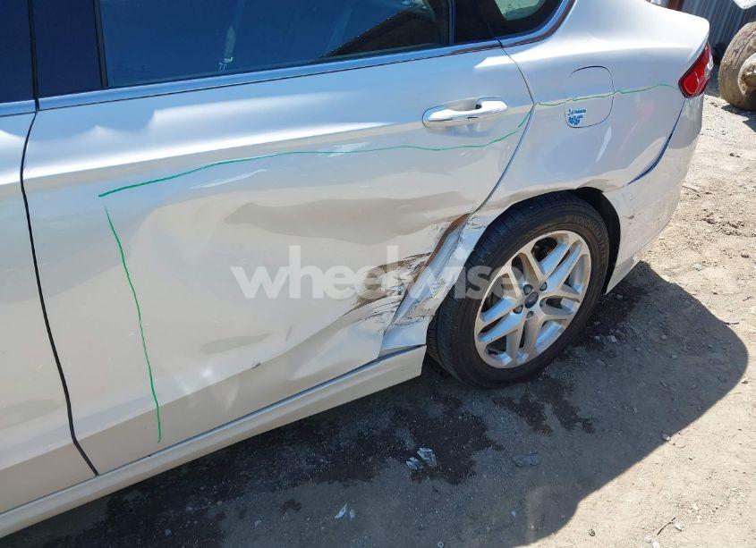 Photo 6 of 2015 Ford Fusion SE (VIN 3FA6P0HD0FR279056)