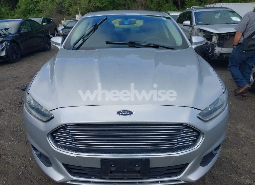 Photo 6 of 2015 Ford Fusion SE (VIN 3FA6P0HD0FR307387)