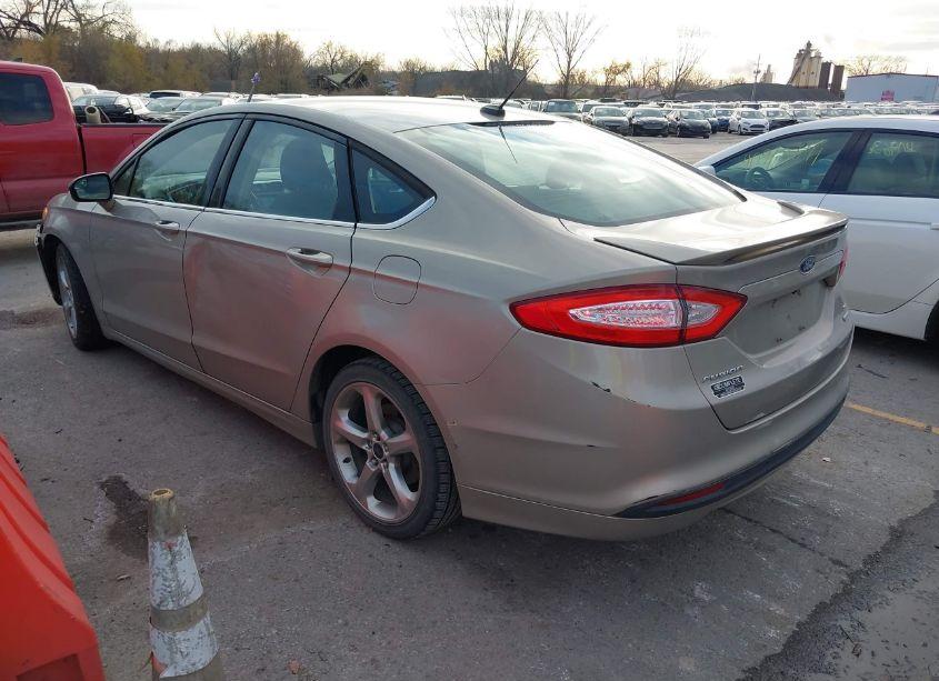 Photo 3 of 2016 Ford Fusion SE (VIN 3FA6P0HD0GR148338)