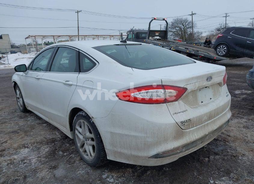 Photo 3 of 2016 Ford Fusion SE (VIN 3FA6P0HD0GR149862)