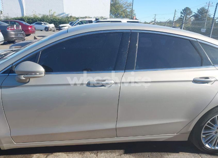 Photo 14 of 2016 Ford Fusion SE (VIN 3FA6P0HD0GR196227)