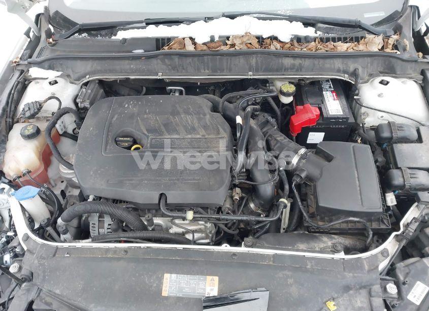 Photo 10 of 2016 Ford Fusion SE (VIN 3FA6P0HD0GR225435)