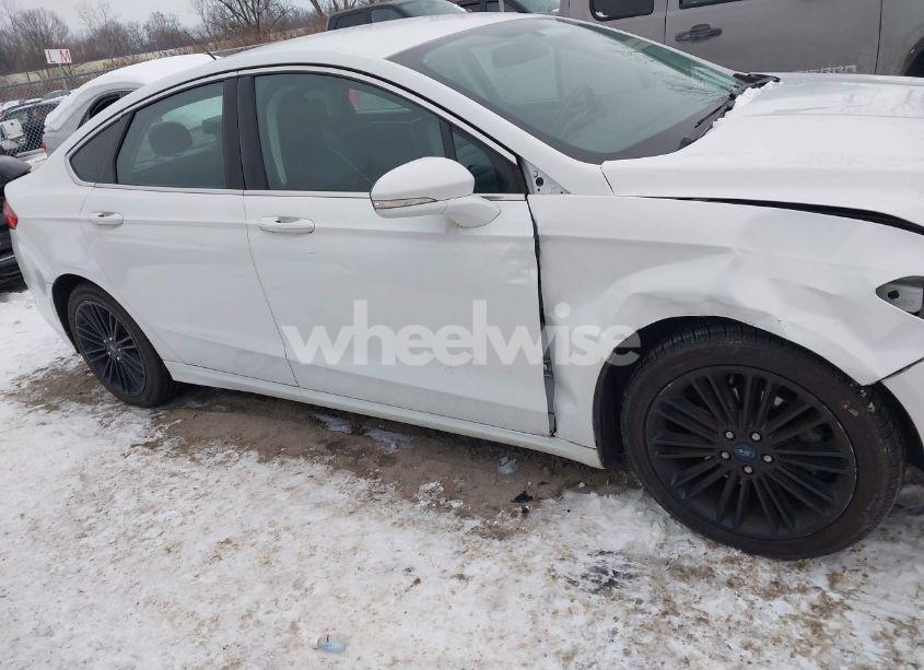 Photo 13 of 2016 Ford Fusion SE (VIN 3FA6P0HD0GR225435)