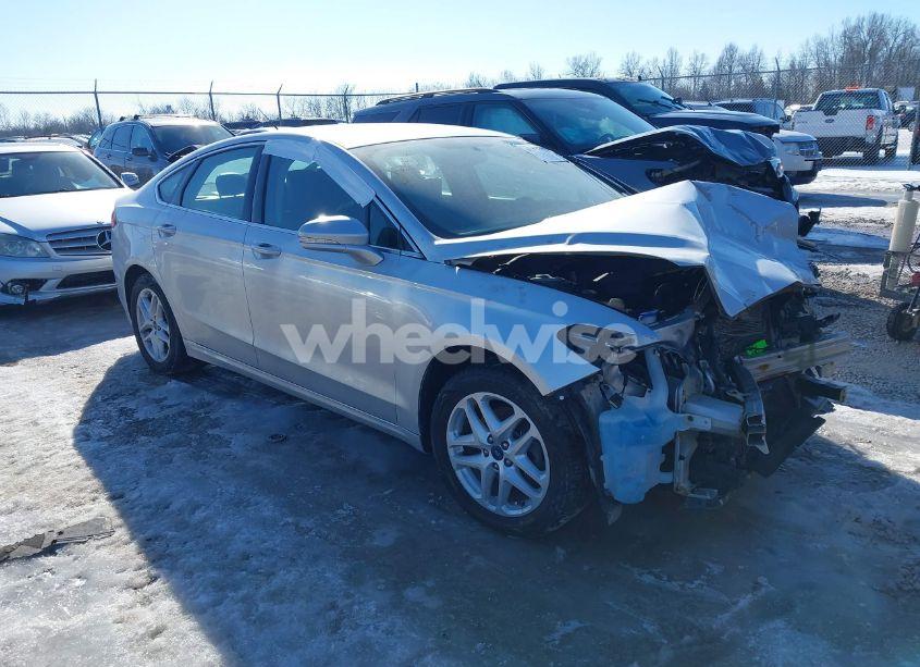 2016 Ford Fusion SE (VIN 3FA6P0HD0GR227640) main photo