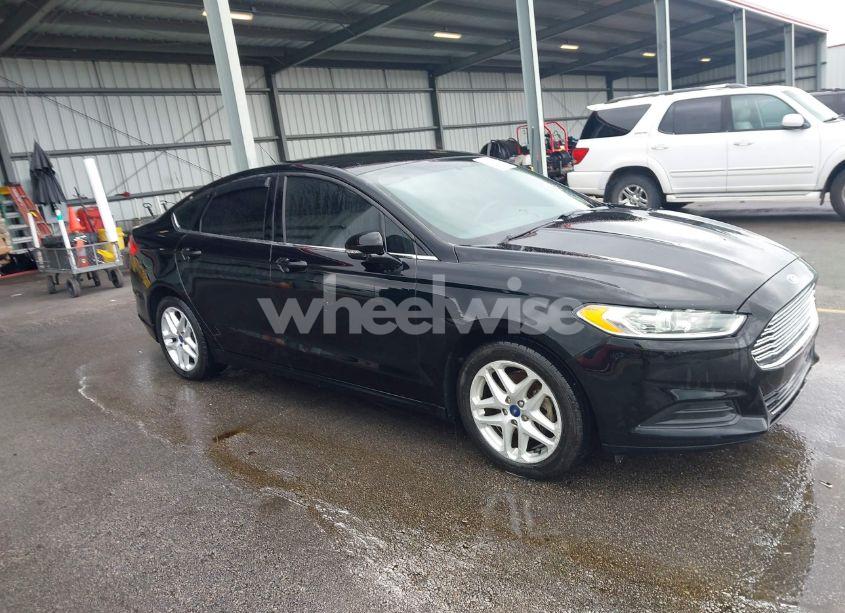 2016 Ford Fusion SE (VIN 3FA6P0HD0GR253896) main photo