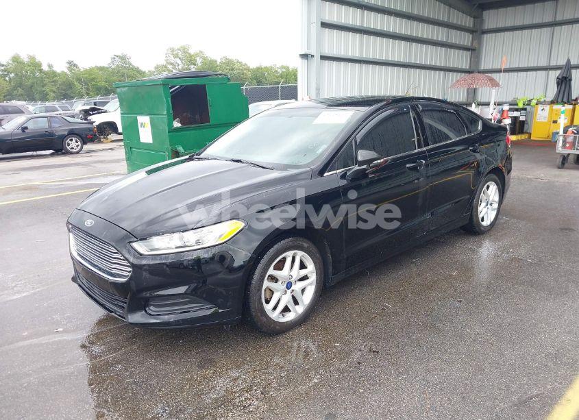 Photo 2 of 2016 Ford Fusion SE (VIN 3FA6P0HD0GR253896)