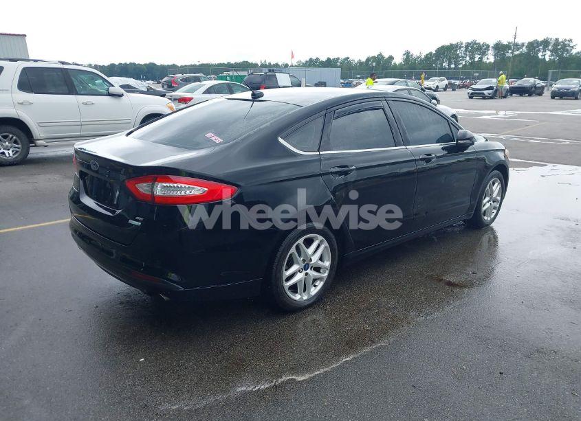 Photo 4 of 2016 Ford Fusion SE (VIN 3FA6P0HD0GR253896)