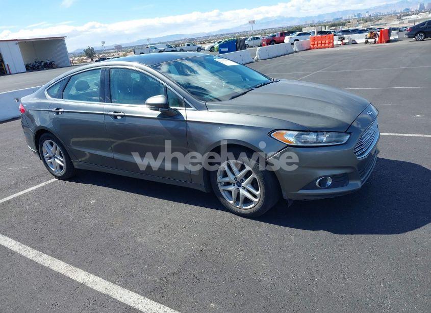 2016 Ford Fusion SE (VIN 3FA6P0HD0GR260458) main photo
