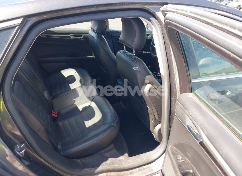 Photo 8 of 2016 Ford Fusion SE (VIN 3FA6P0HD0GR260458)