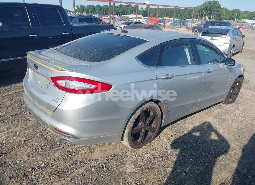 Photo 4 of 2016 Ford Fusion SE (VIN 3FA6P0HD0GR298790)